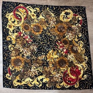 Vintage Black/Brown Sunflower Print CC 50% Silk 50% polyester Scarf